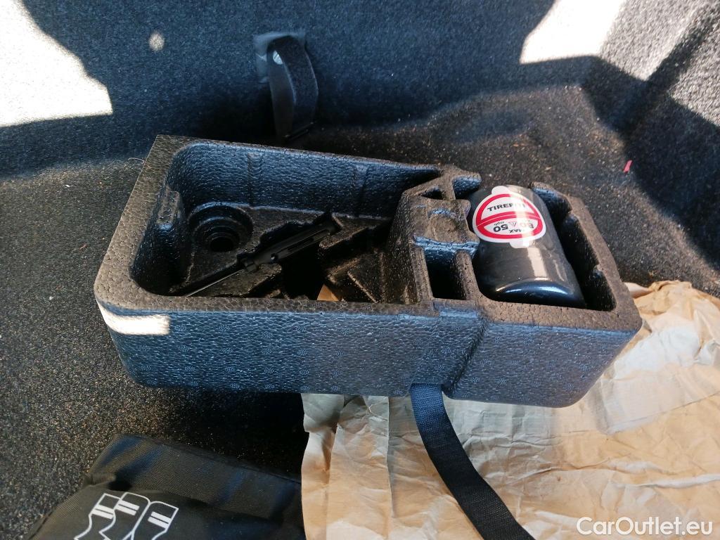  Bmw  X1 BMW  / 2019 / 5P / todoterreno sDrive16d Business #8