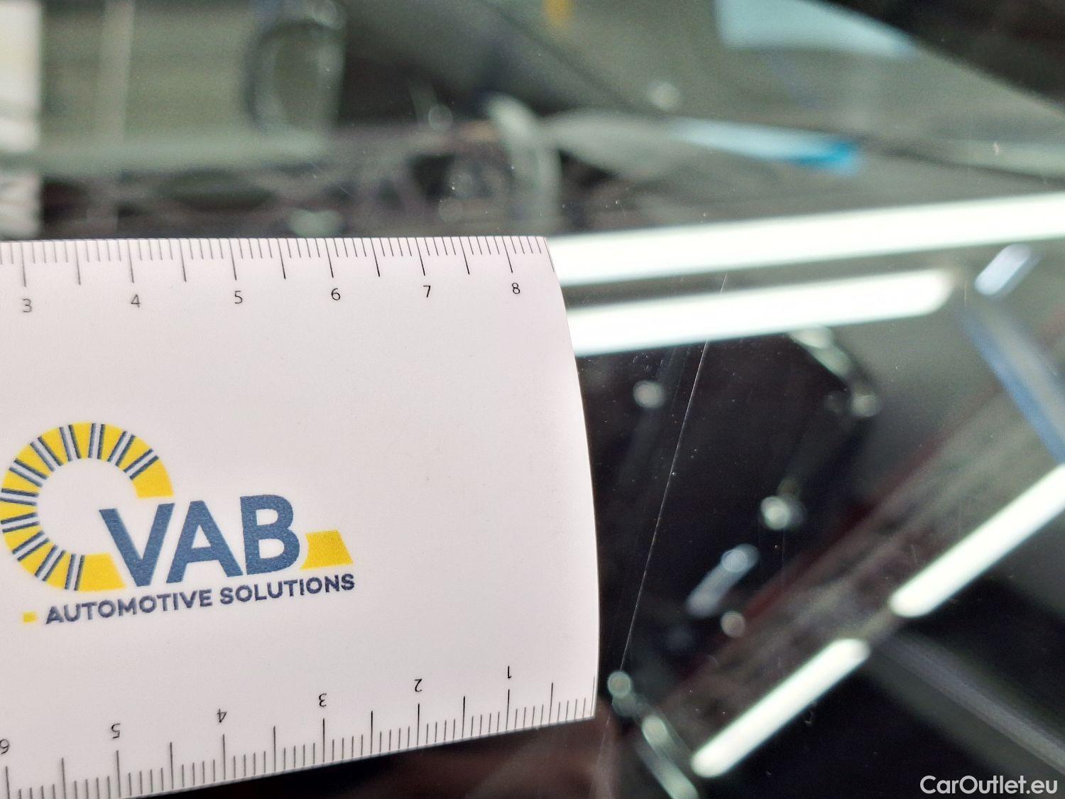  Volvo  XC 40 Volvo, XC40 '17, Volvo XC40 D4 AWD Geartronic R-Design 5d #26