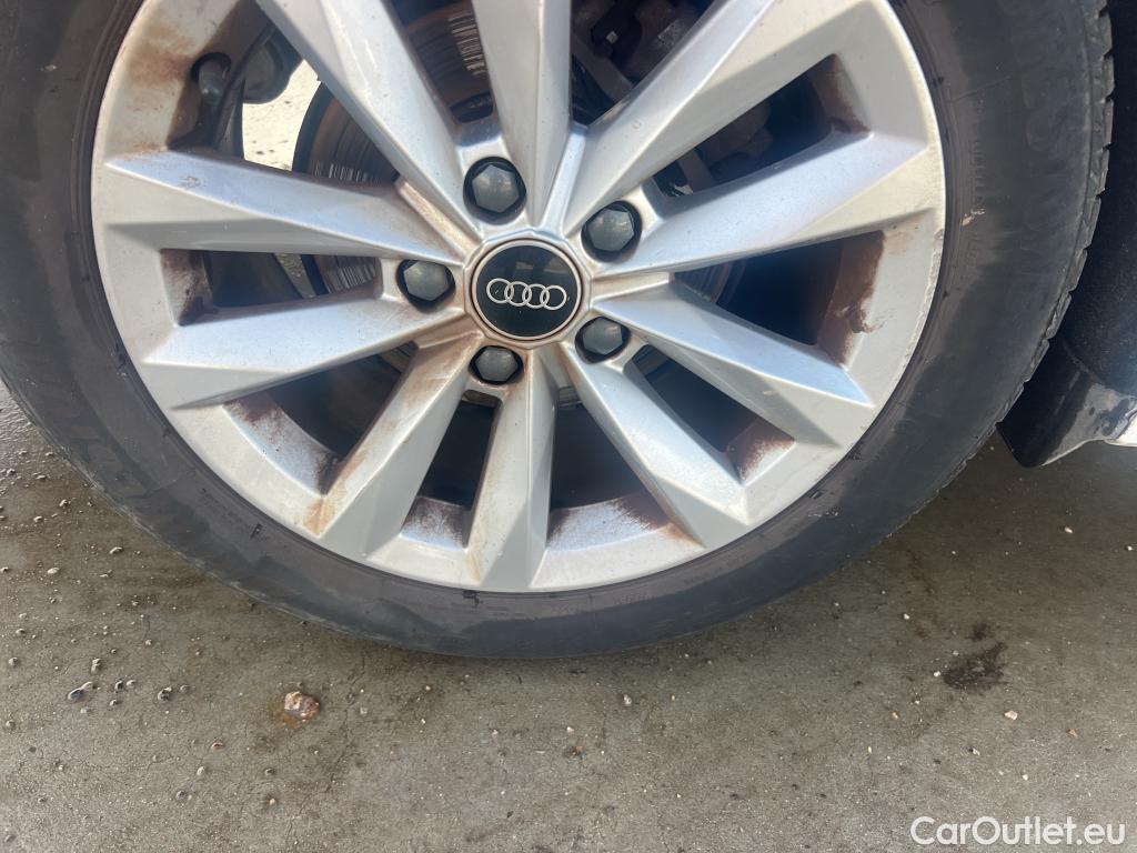  Audi  A3 AUDI  / 2020 / 5P / berlina con portón Sportback 30 TFSI 81kW (110CV) S tronic #9