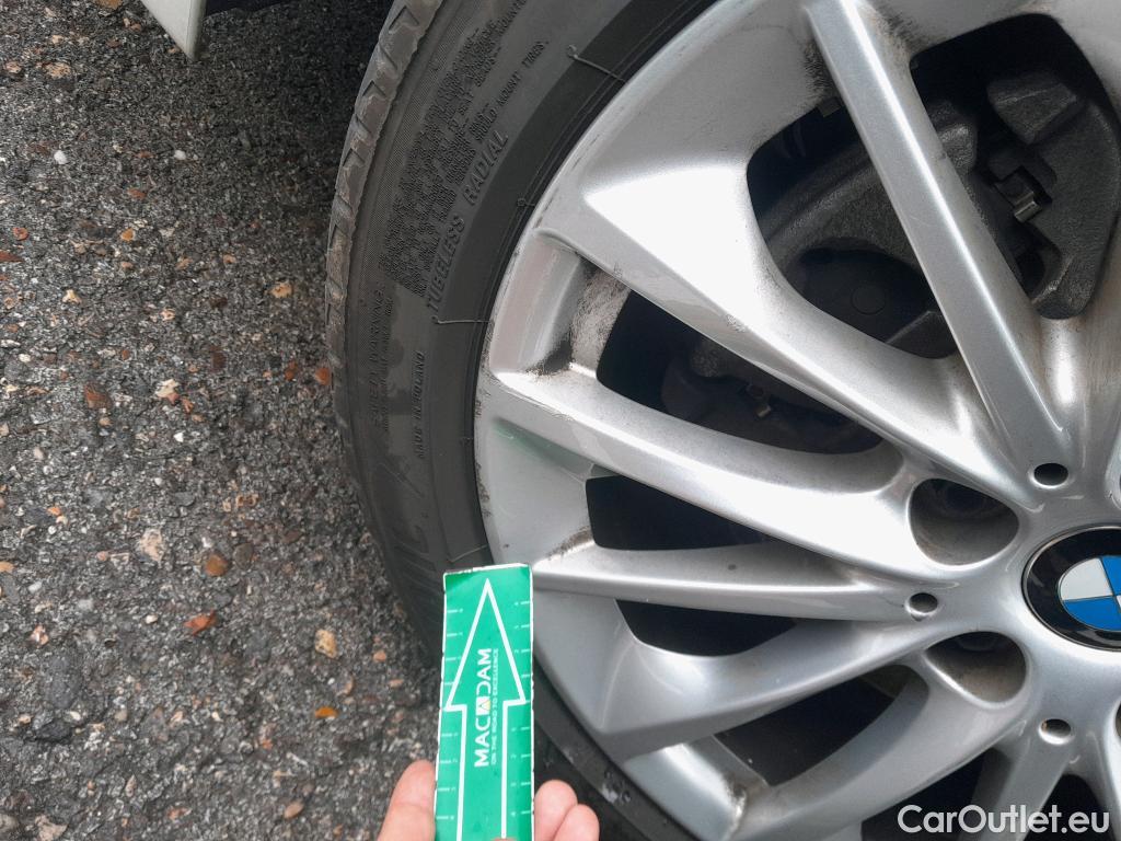  Bmw  Serie 1 BMW  / 2019 / 5P / berlina con portón 118i #19