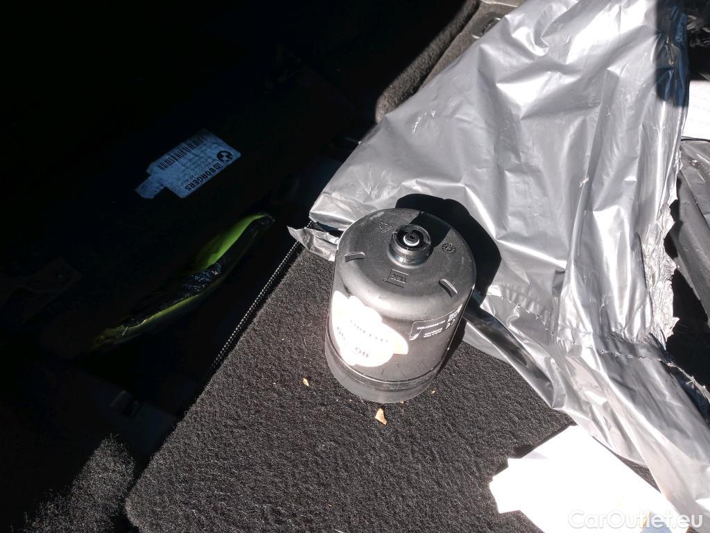  Bmw  Serie 5 BMW  / 2016 / 4P / sedán 530e iPerformance #6