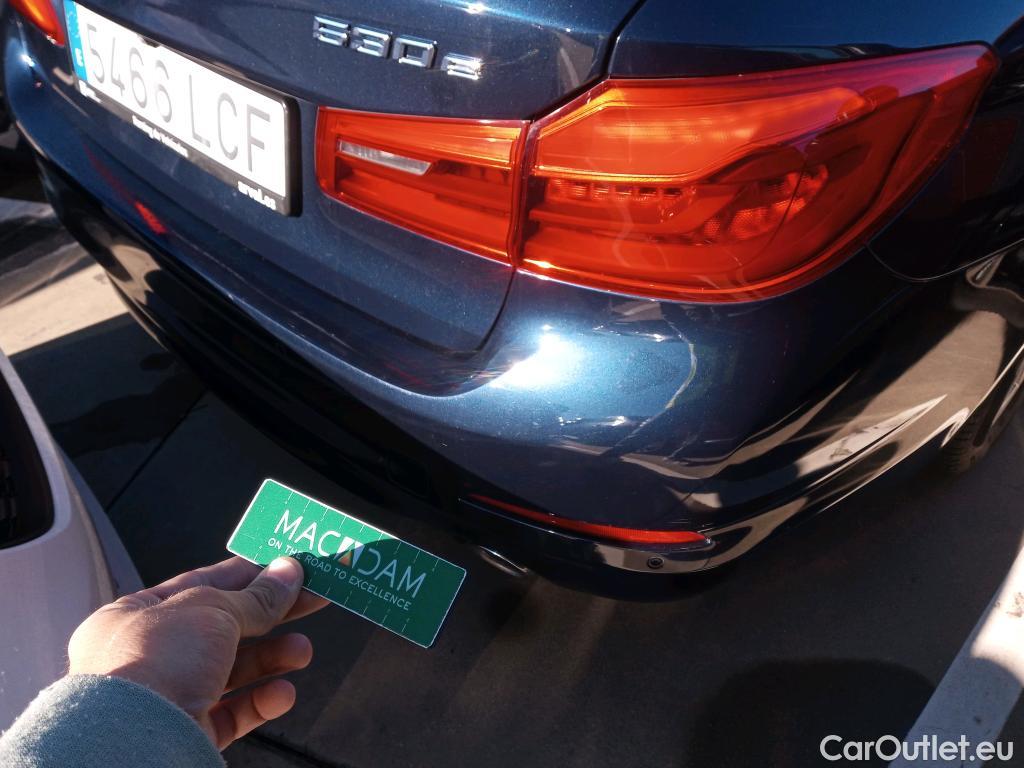  Bmw  Serie 5 BMW  / 2016 / 4P / sedán 530e iPerformance #24