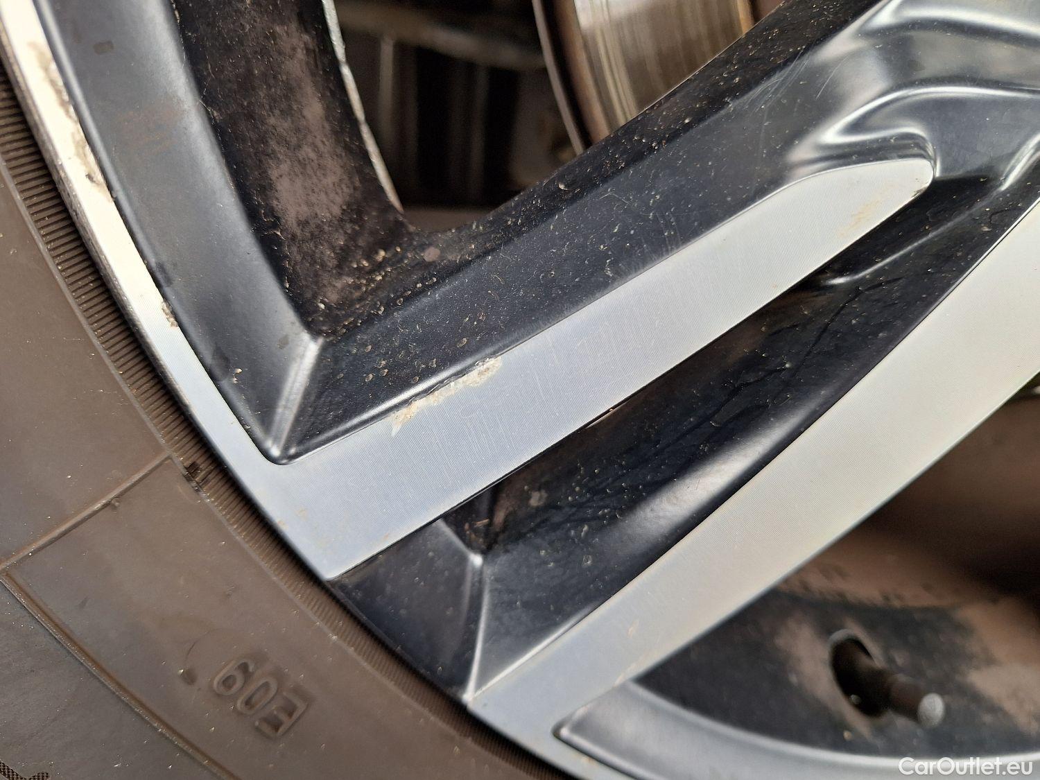  Volvo  XC 40 Volvo, XC40 '17, Volvo XC40 D4 AWD Geartronic R-Design 5d #5