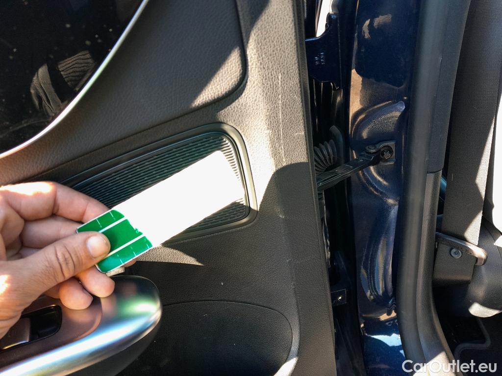  Mercedes  C-Klasse MERCEDES-BENZ Clase C / 2021 / 4P / sedán C 220 d #33