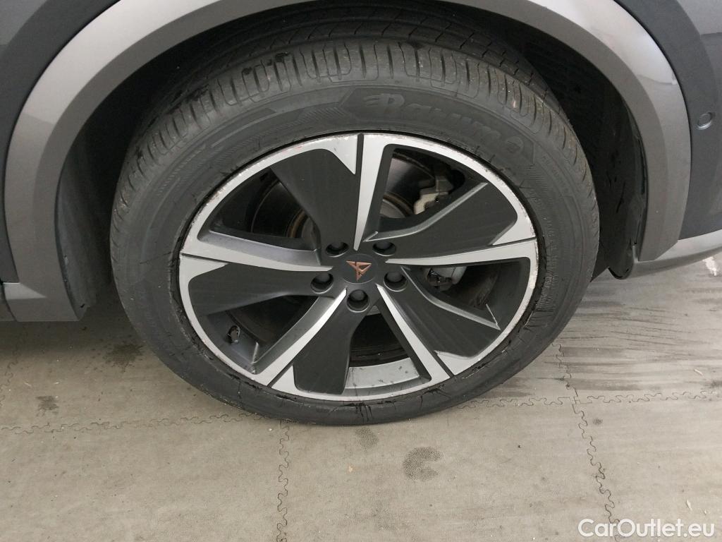  Cupra  Formentor CUPRA  / 2020 / 5P / todoterreno 1.4 e-Hybrid 150kW (204 CV) DSG (AC) #5