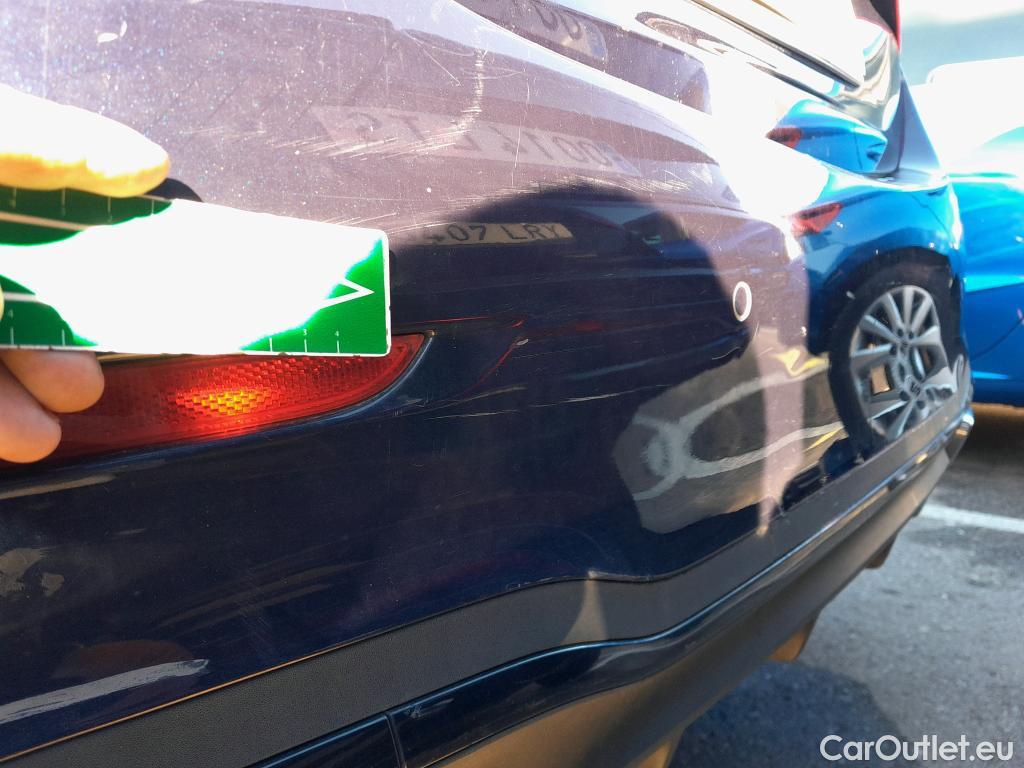  Mercedes  C-Klasse MERCEDES-BENZ Clase C / 2021 / 4P / sedán C 220 d #41