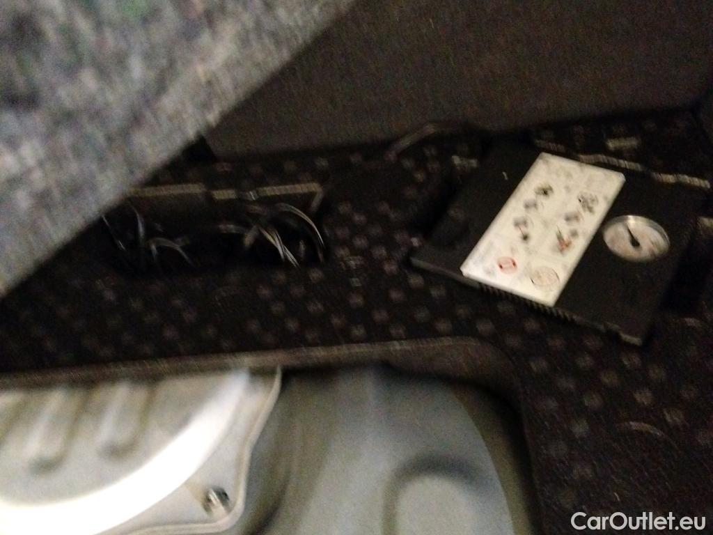  Cupra  Formentor CUPRA  / 2020 / 5P / todoterreno 1.4 e-Hybrid 150kW (204 CV) DSG (AC) #7