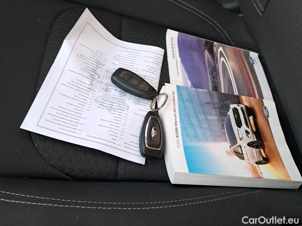  Ford  Kuga FORD  / 2016 / 5P / todoterreno 1.5 EcoBoost 88kW 4x2 Trend+ (CX) #5