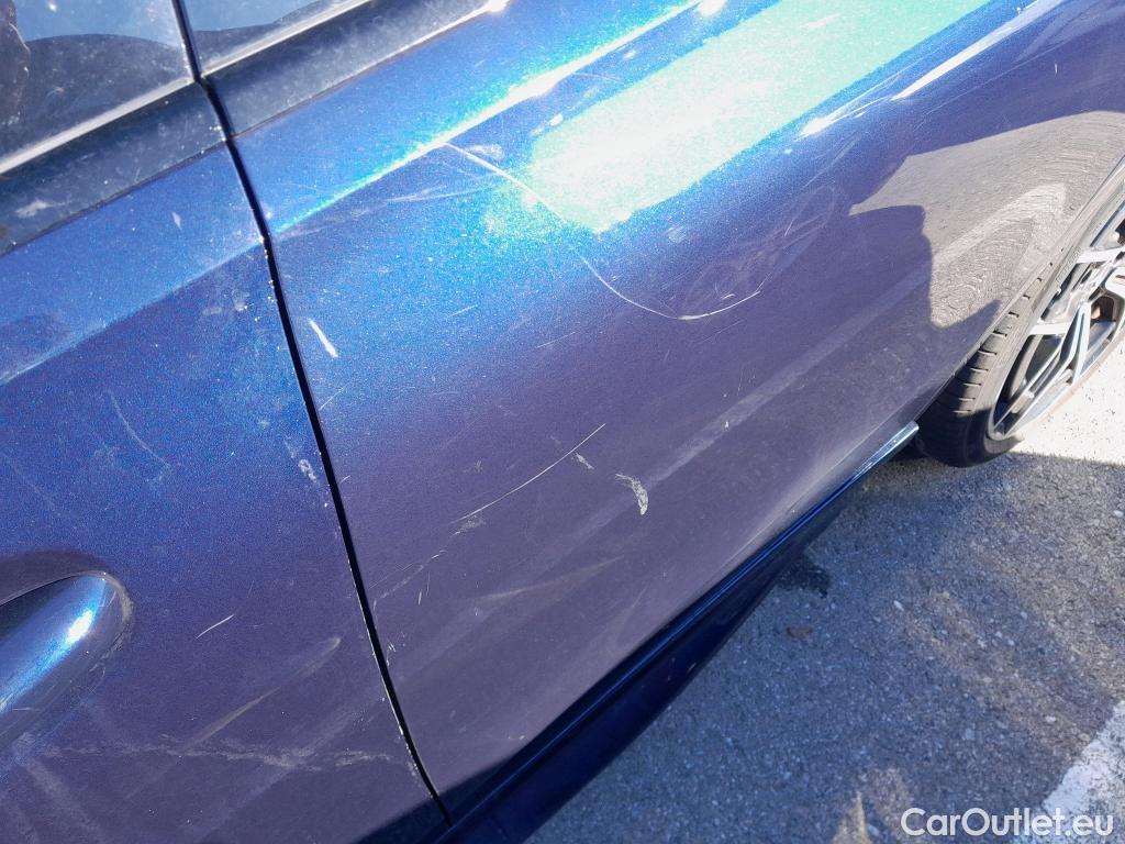  Mercedes  C-Klasse MERCEDES-BENZ Clase C / 2021 / 4P / sedán C 220 d #42