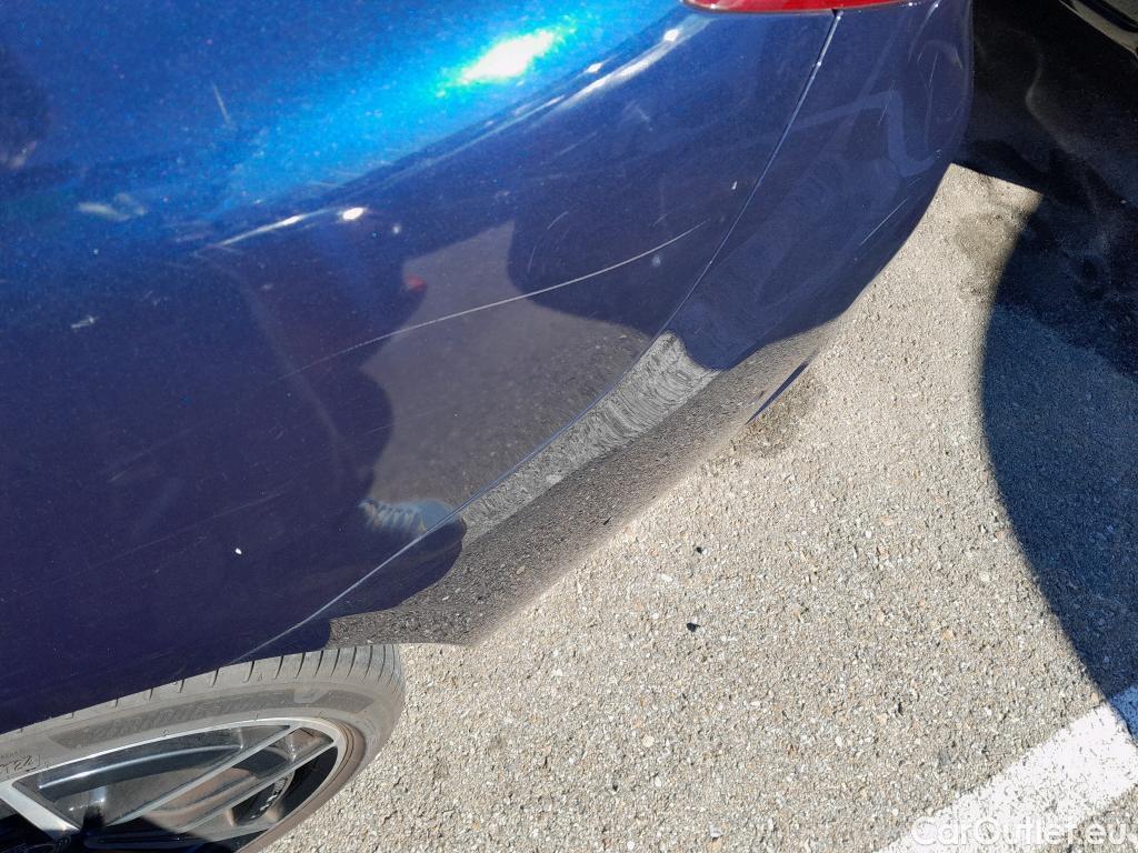  Mercedes  C-Klasse MERCEDES-BENZ Clase C / 2021 / 4P / sedán C 220 d #23