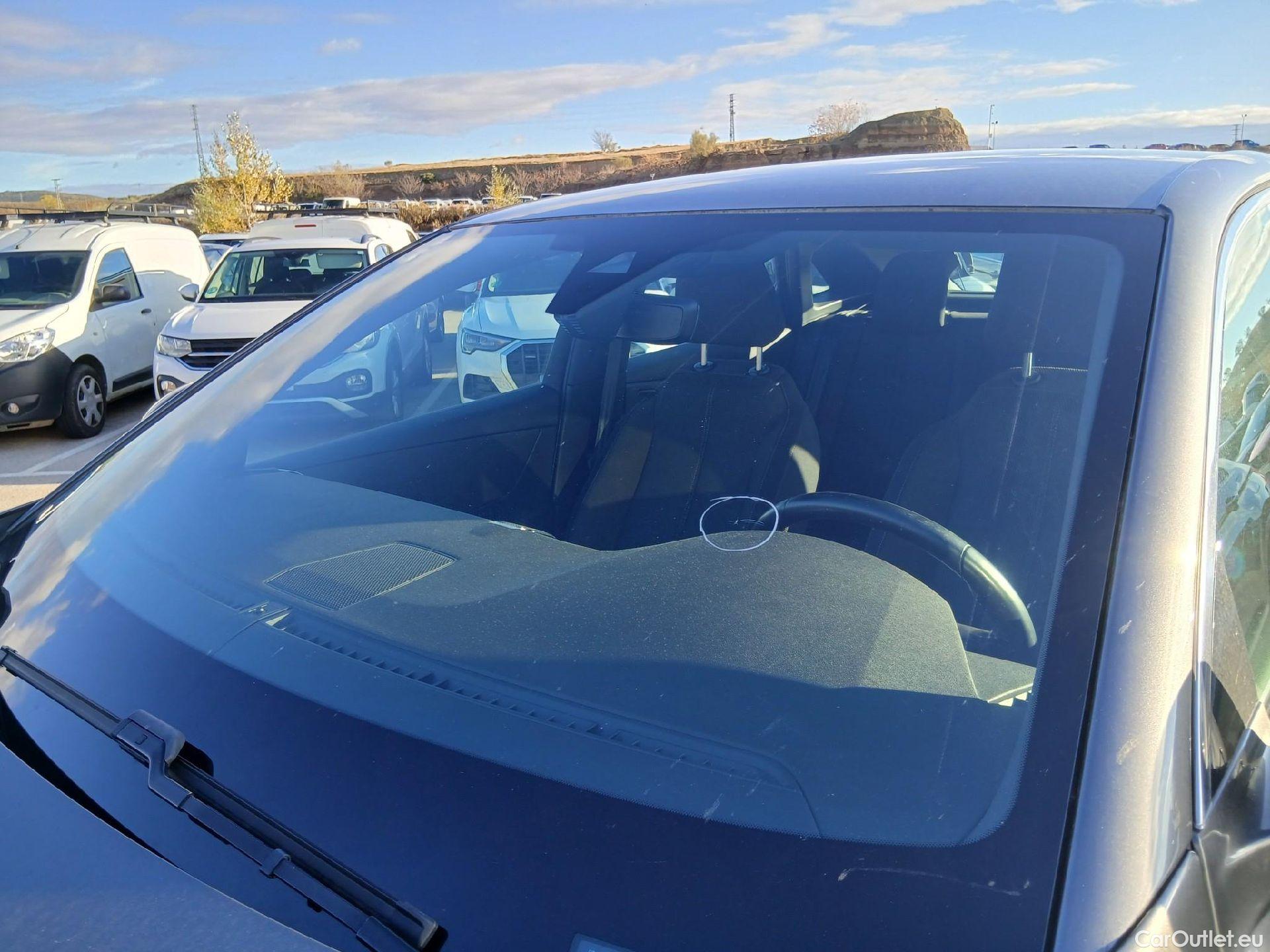  Citroen  DS 7 CROSSBACK DS DS 7 / 2022 / 5P / todoterreno BlueHDi 130 Automático BASTILLE (AC) #12