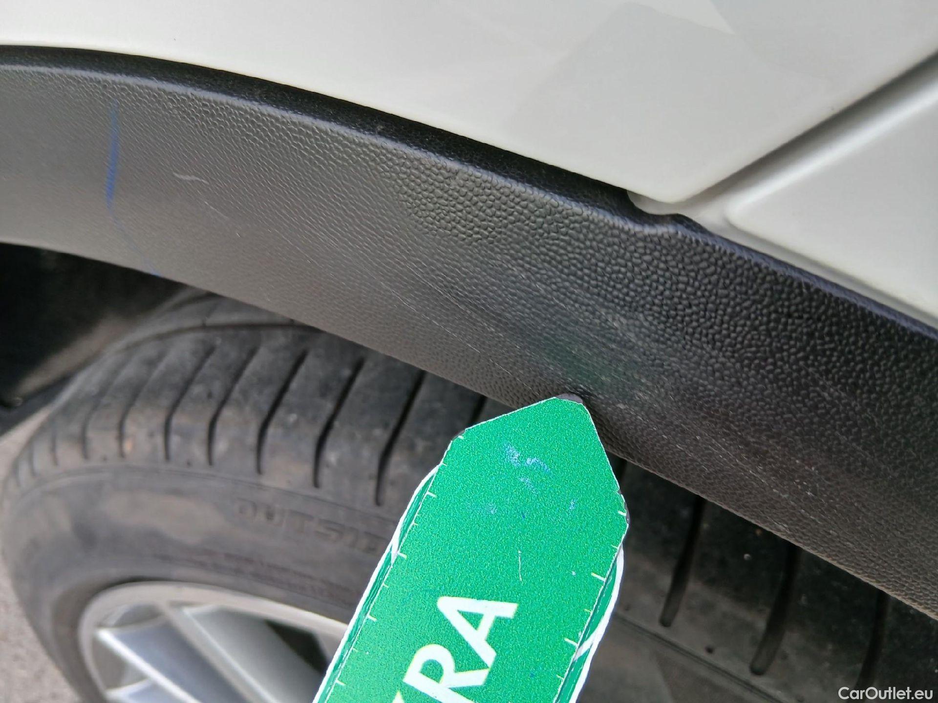  Mercedes  G-Klasee MERCEDES-BENZ Clase GLC / 2019 / 5P / todoterreno GLC 200 d 4MATIC #25