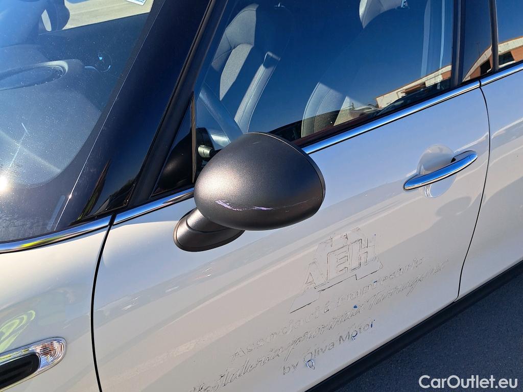  Mini  Cooper MINI MINI / 2014 / 5P / berlina con portón ONE 5 PUERTAS #23