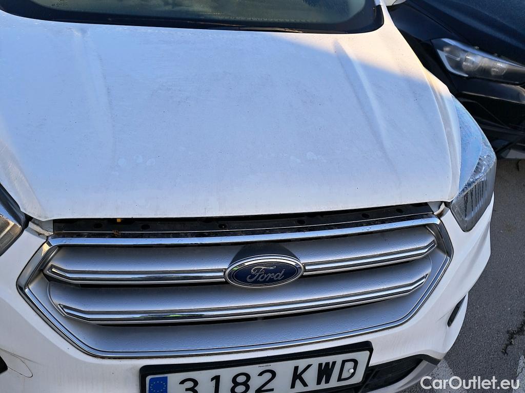  Ford  Kuga FORD  / 2016 / 5P / todoterreno 1.5 EcoBoost 88kW 4x2 Trend+ (CX) #7