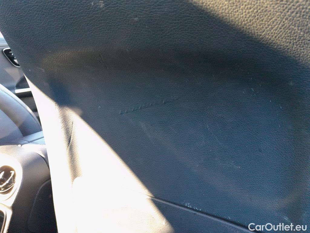  Mercedes  C-Klasse MERCEDES-BENZ Clase C / 2021 / 4P / sedán C 220 d #35