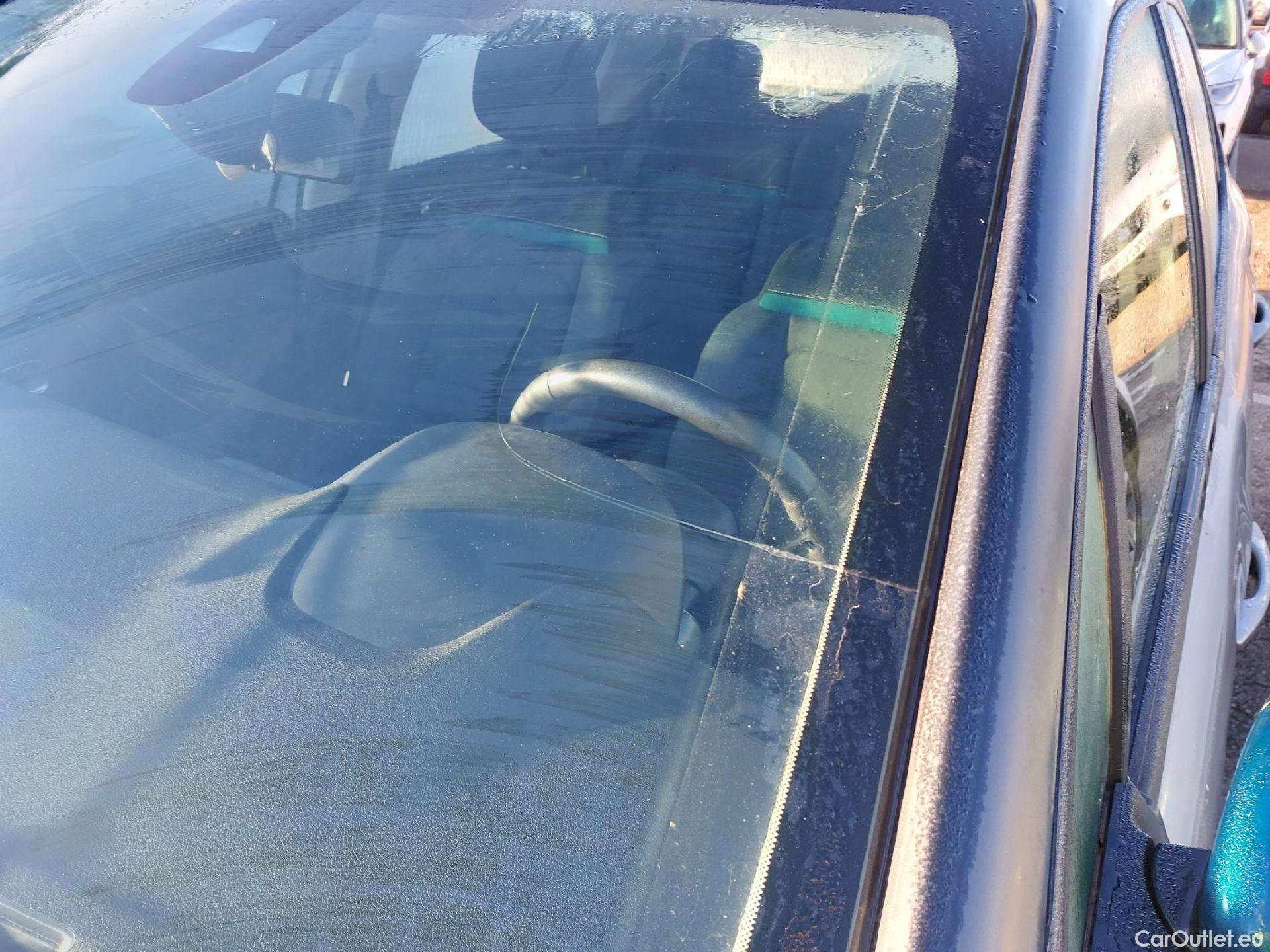  Citroen  C3 CITROEN  / 2020 / 5P / berlina con portón PureTech 60KW (83CV) Feel Pack #3