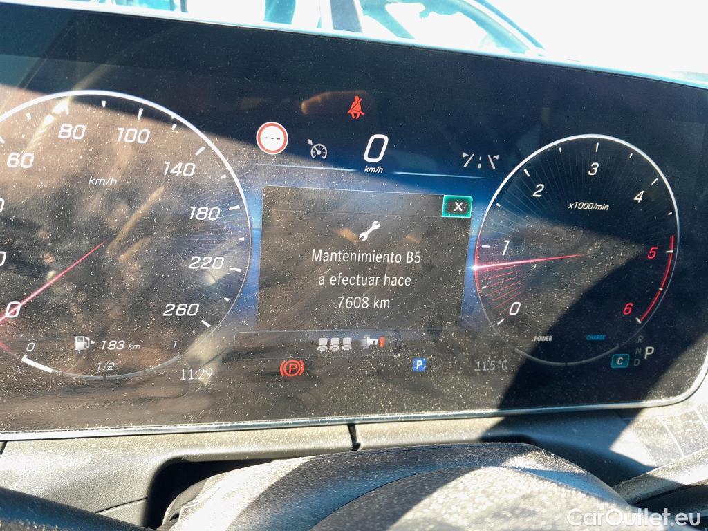  Mercedes  C-Klasse MERCEDES-BENZ Clase C / 2021 / 4P / sedán C 220 d #48