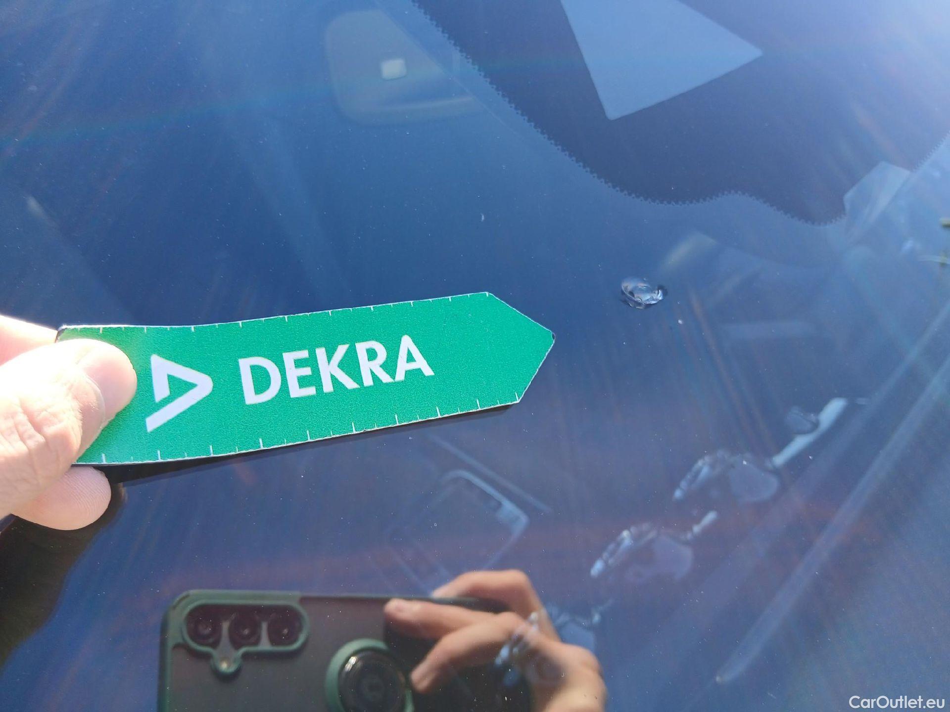  Mercedes  A-Klasse MERCEDES-BENZ Clase A / 2018 / 5P / berlina con portón A 250 e #7