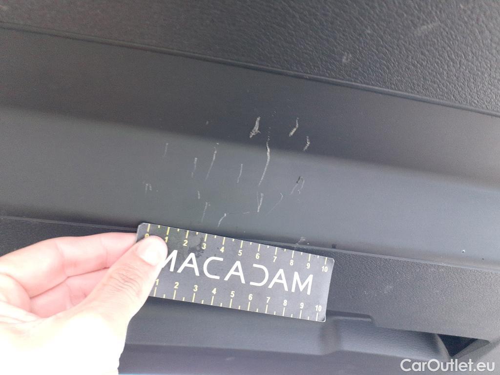  Bmw  X1 BMW  sDrive18i #22