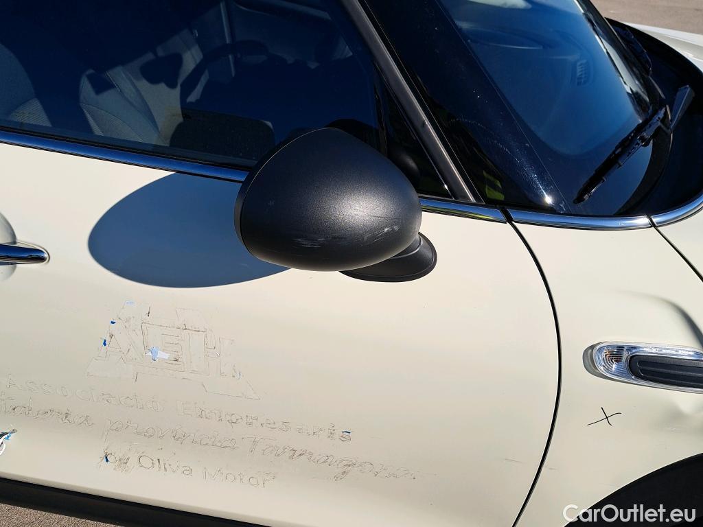  Mini  Cooper MINI MINI / 2014 / 5P / berlina con portón ONE 5 PUERTAS #25