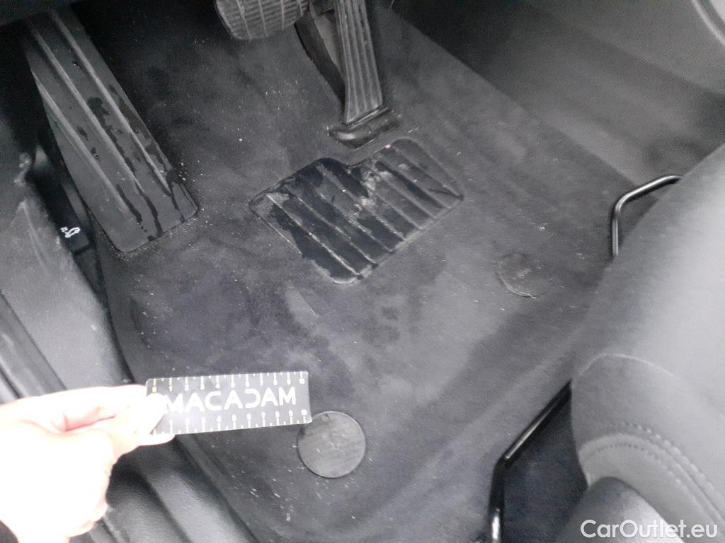  Bmw  X1 BMW  sDrive18i #28