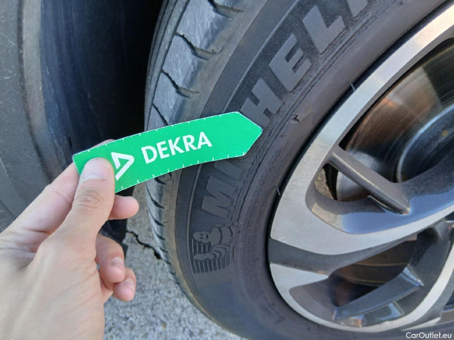  Citroen  DS 7 CROSSBACK DS DS 7 / 2022 / 5P / todoterreno BlueHDi 130 Automático BASTILLE (AC) #4