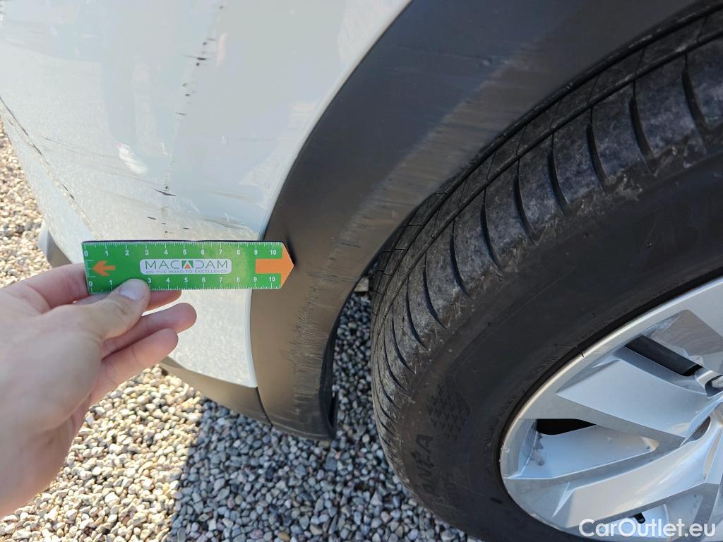  Renault  Captur RENAULT  / 2019 / 5P / todoterreno Intens TCe 90 (AC) #62