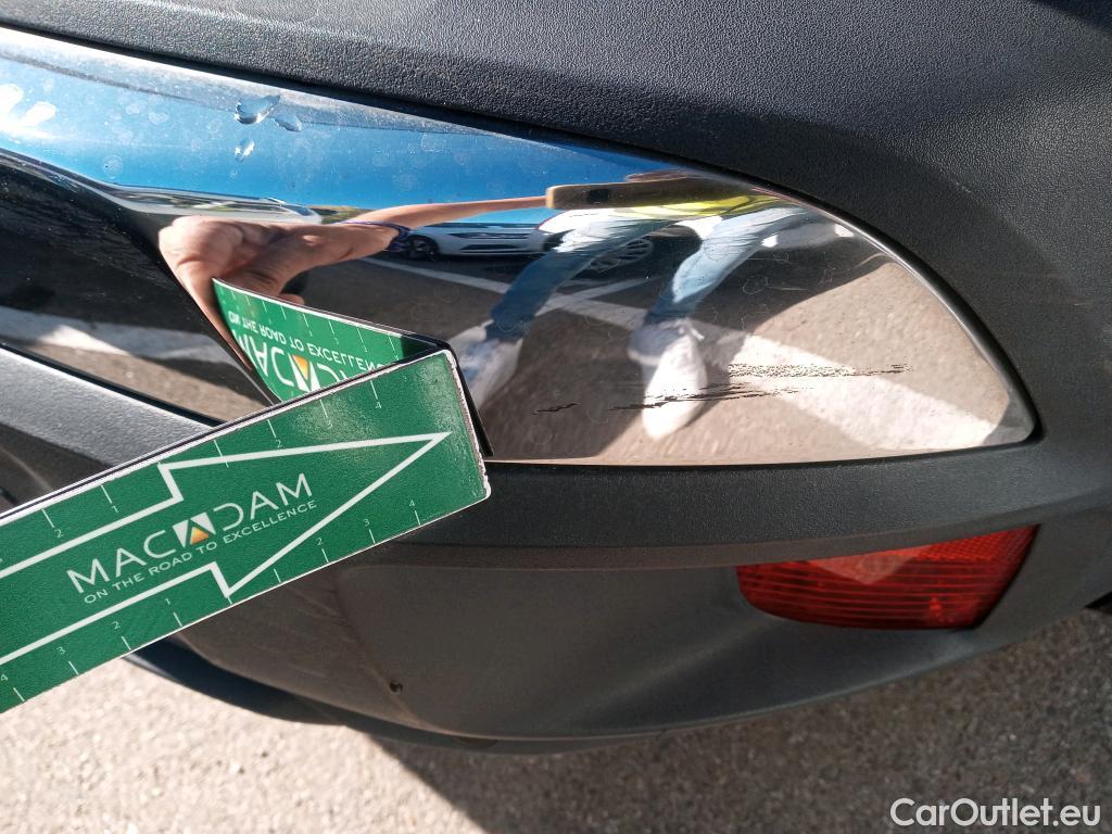  Peugeot  3008 PEUGEOT  / 2016 / 5P / todoterreno 1.5 BlueHDi 96kW (130CV) S&S Allure EAT8 #33