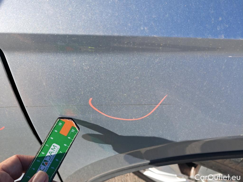  Seat  ATECA SEAT  / 2016 / 5P / todoterreno 1.0 TSI 81kW St&Sp Style Go L(SP) #44