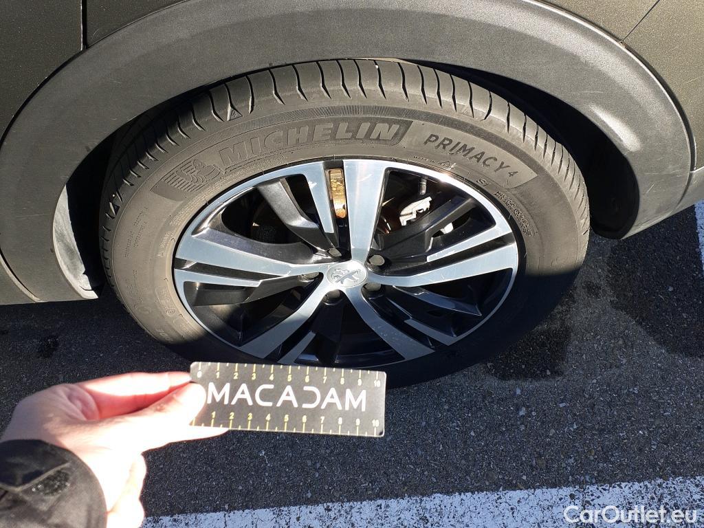  Peugeot  3008 PEUGEOT  Hybrid / 2016 / 5P / todoterreno 225 e-EAT8 Allure #4