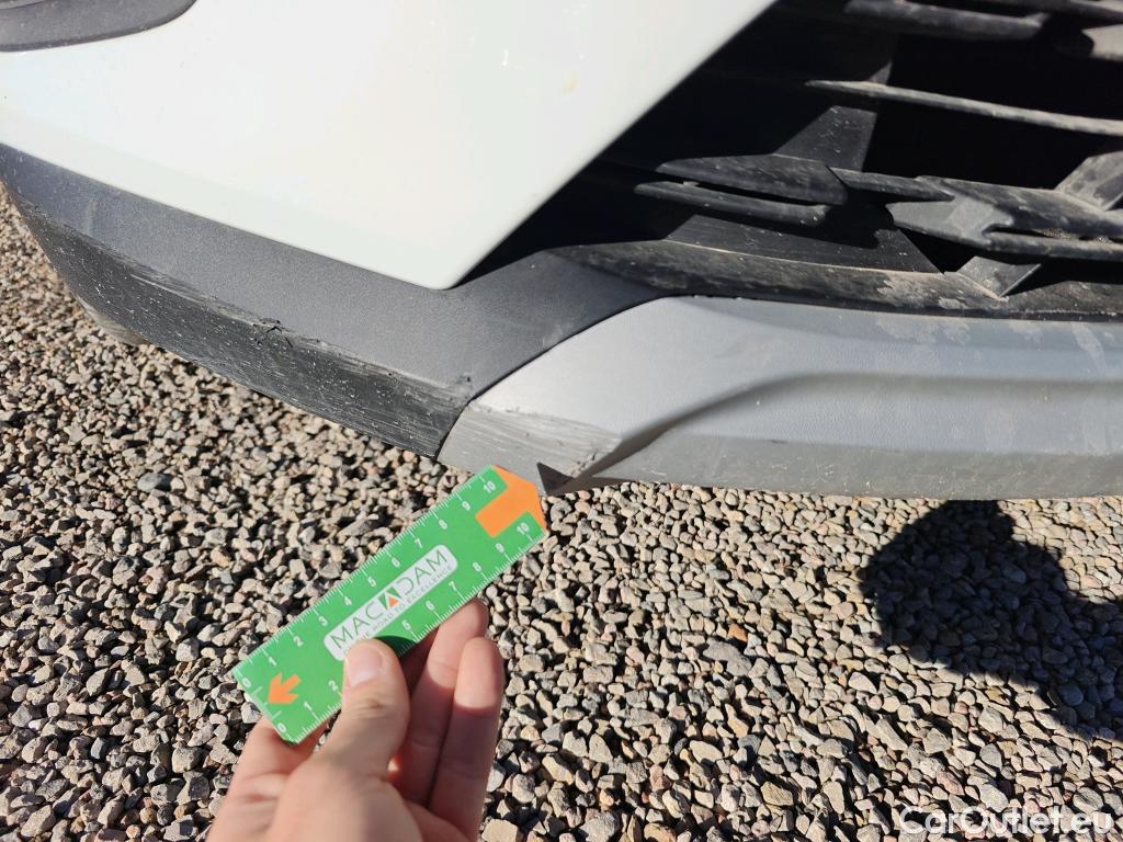  Renault  Captur RENAULT  / 2019 / 5P / todoterreno Intens TCe 90 (AC) #31