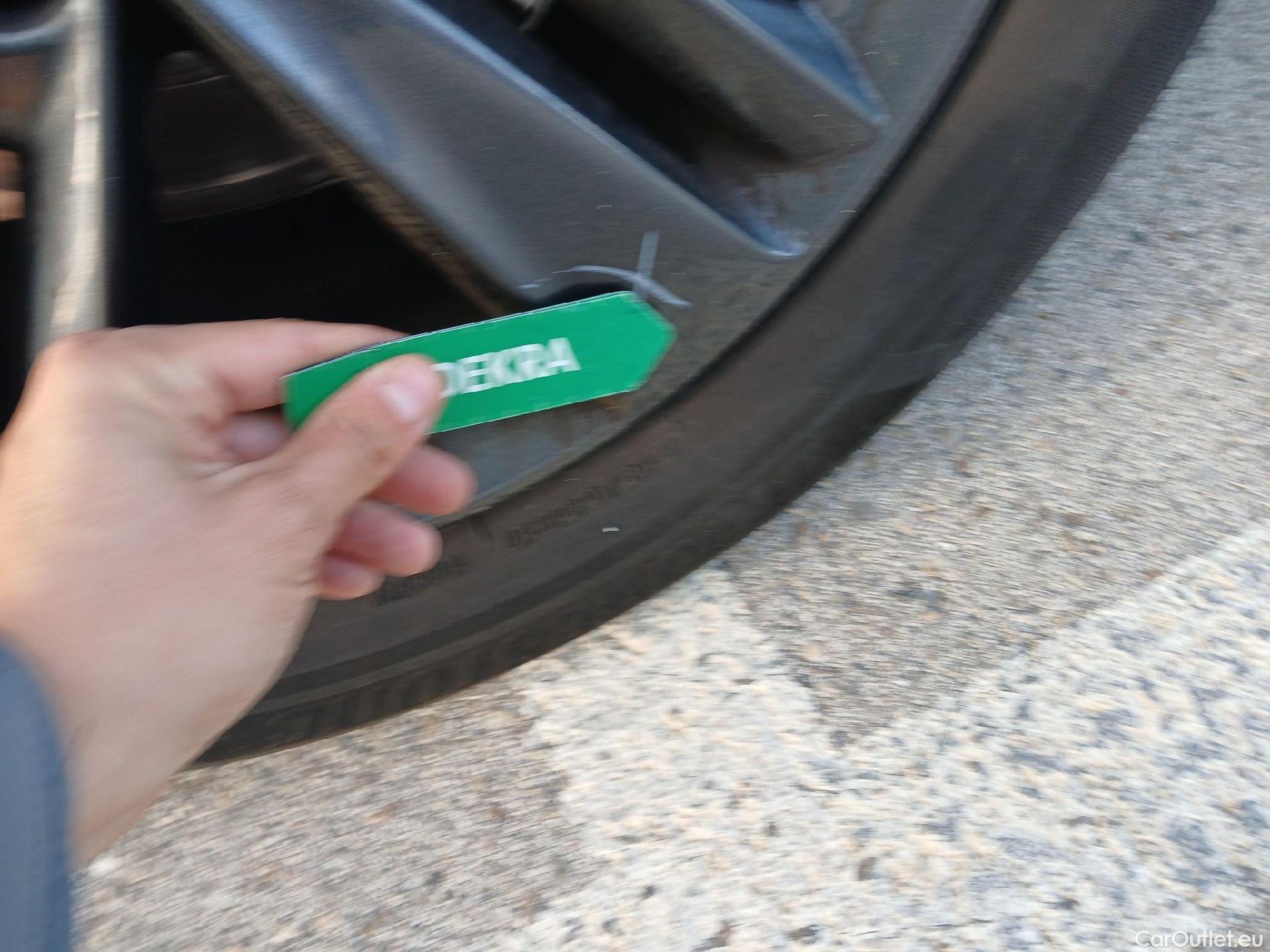  Opel   Grandland X OPEL Grandland / 2021 / 5P / todoterreno 1.5 CDTi Business Edition Auto #33