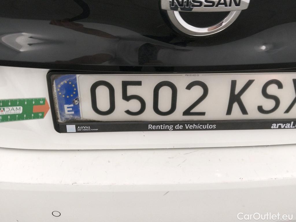  Nissan  Leaf NISSAN  / 2017 / 5P / berlina con portón 40kWh N-Connecta #63