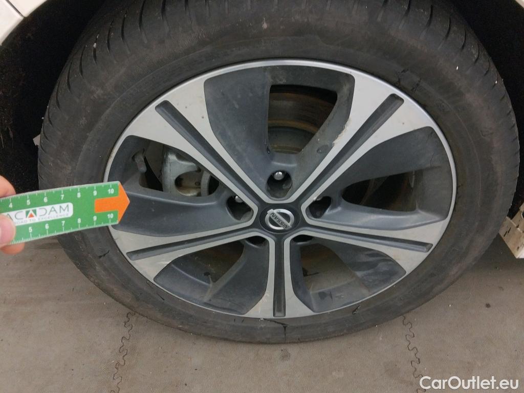  Nissan  Leaf NISSAN  / 2017 / 5P / berlina con portón 40kWh N-Connecta #29