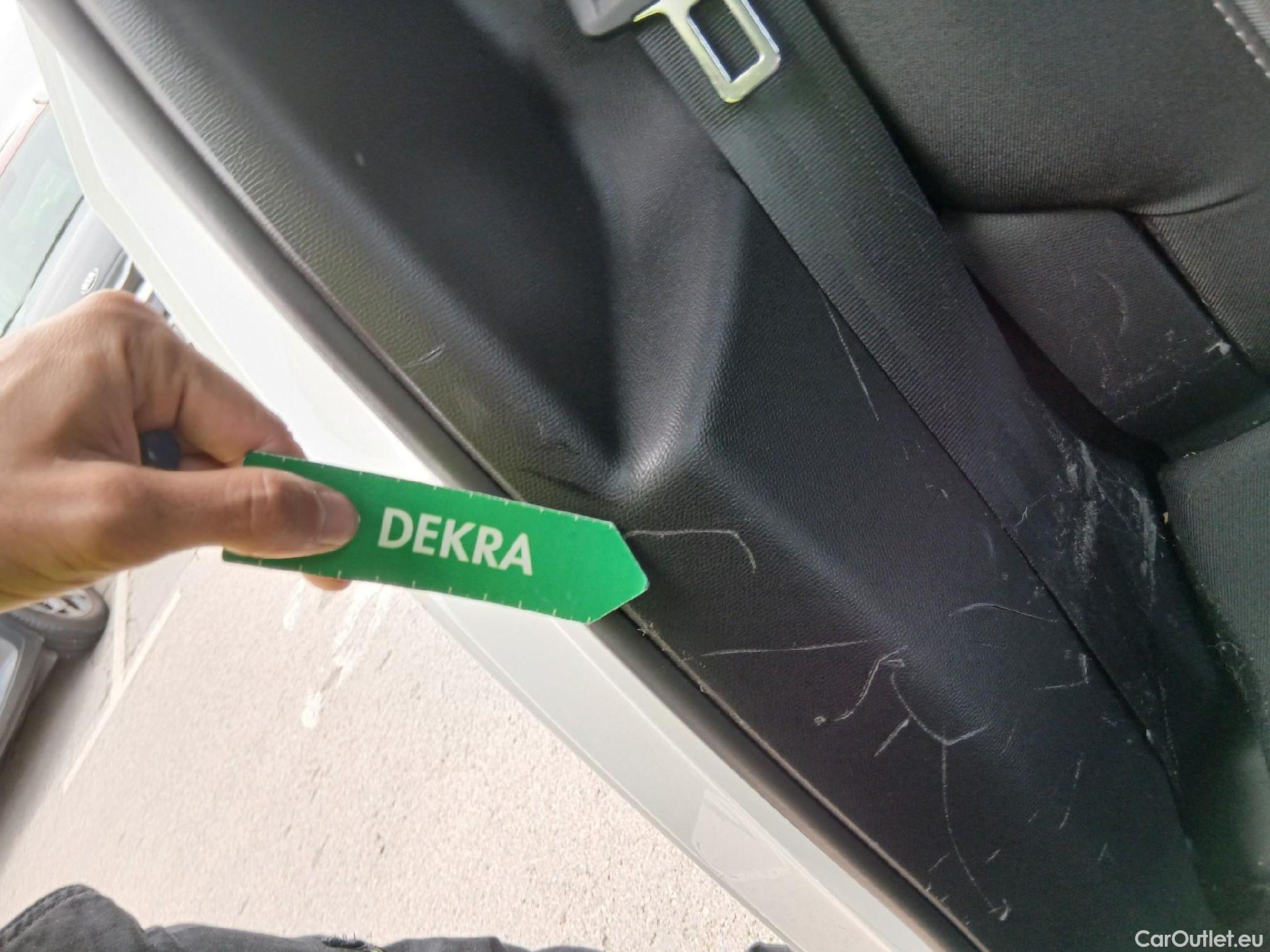  Opel  Corsa OPEL  / 2019 / 5P / berlina con portón 1.2T XHL 74kW (100CV) Edition (AC) #27