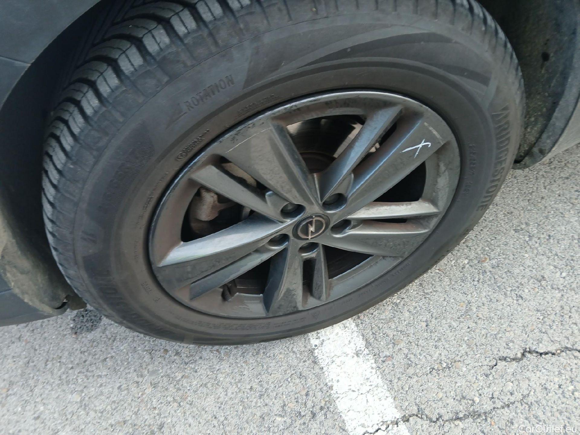  Opel   Grandland X OPEL Grandland / 2021 / 5P / todoterreno 1.5 CDTi Business Edition Auto #11