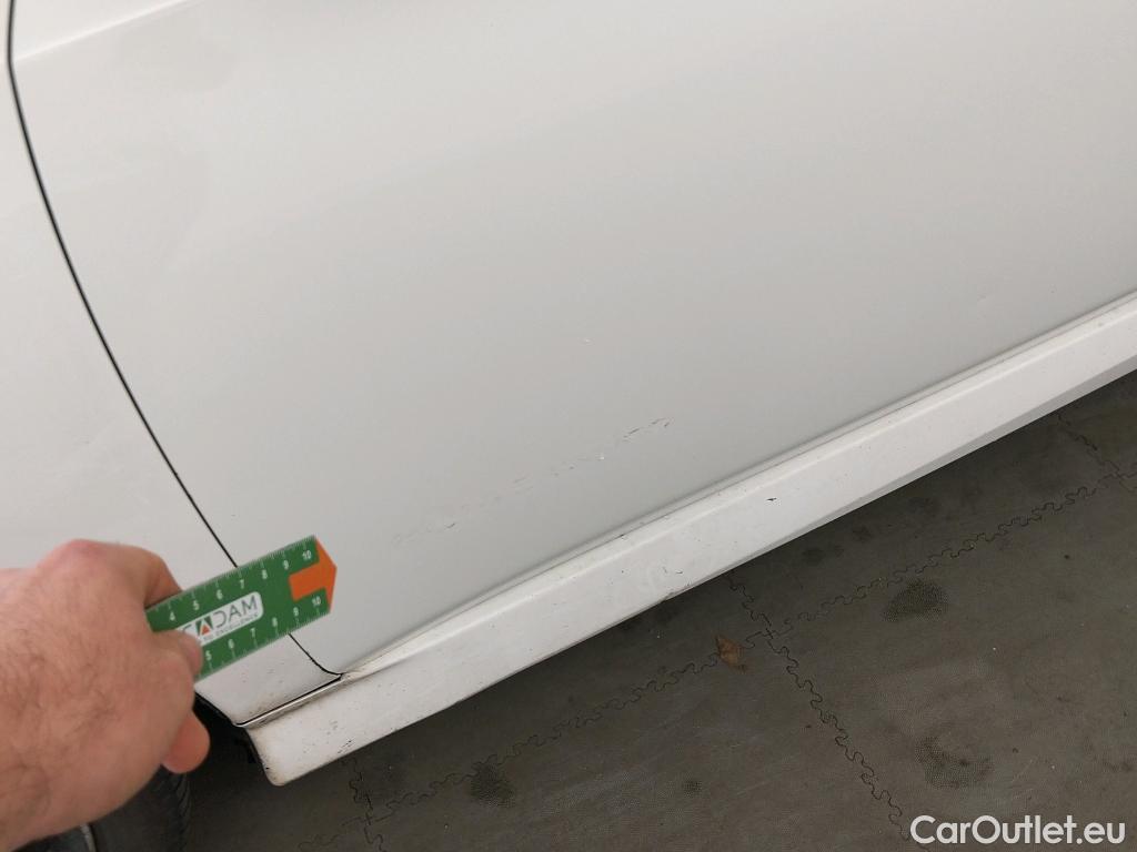  Nissan  Leaf NISSAN  / 2017 / 5P / berlina con portón 40kWh N-Connecta #38