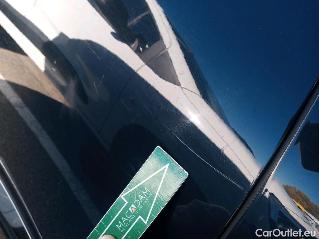  Peugeot  3008 PEUGEOT  / 2016 / 5P / todoterreno 1.5 BlueHDi 96kW (130CV) S&S Allure EAT8 #31