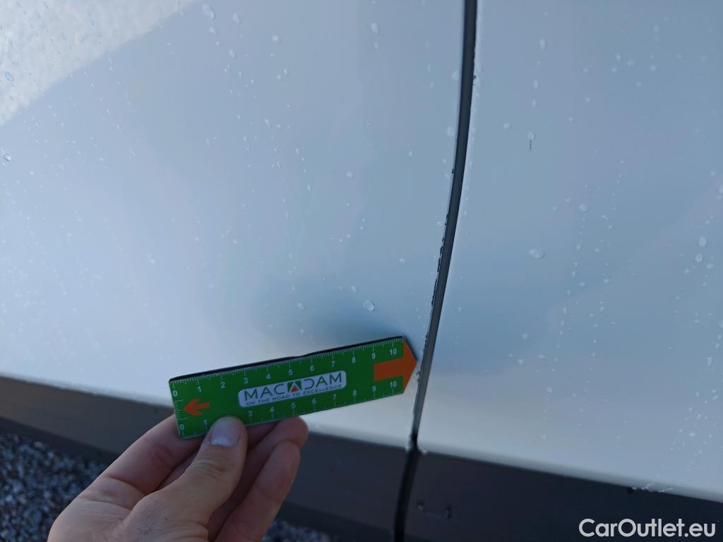  Renault  Captur RENAULT  / 2019 / 5P / todoterreno Intens TCe 90 (AC) #21