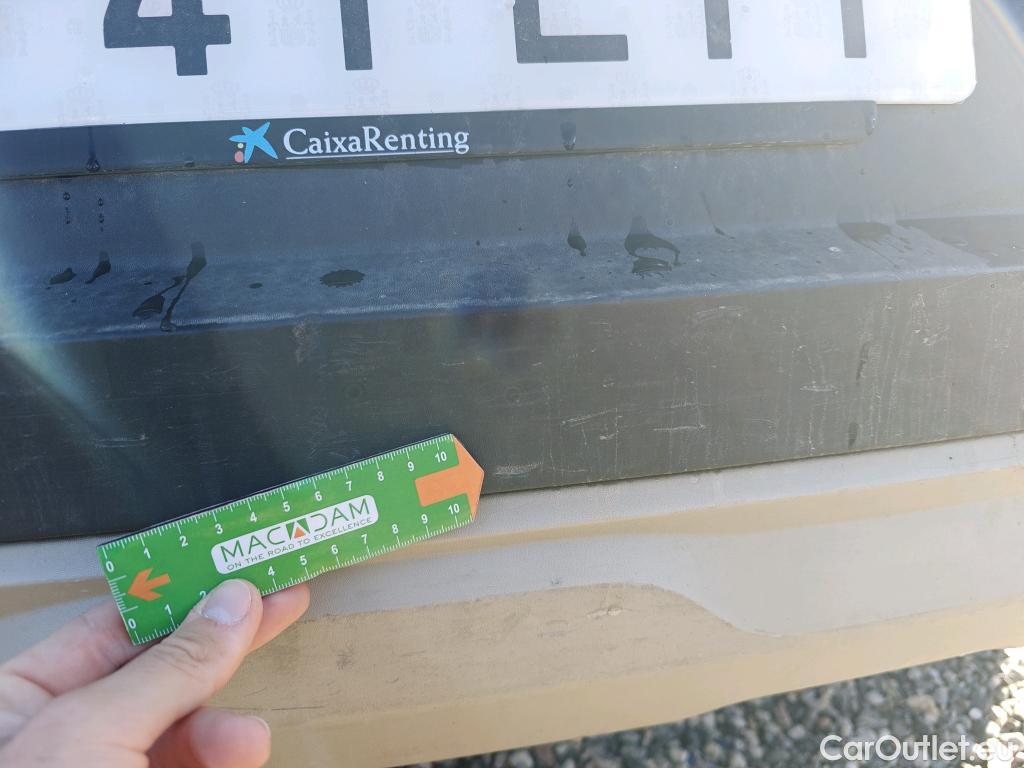  Renault  Captur RENAULT  / 2019 / 5P / todoterreno Intens TCe 90 (AC) #40