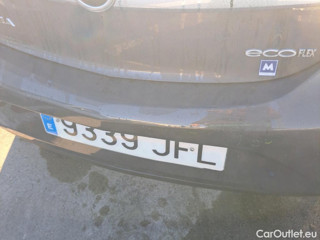  Opel  Insignia OPEL  5p 1G berlina con portón 2.0 CDTI ecoFLEX Start&Stop 140 Bus #23