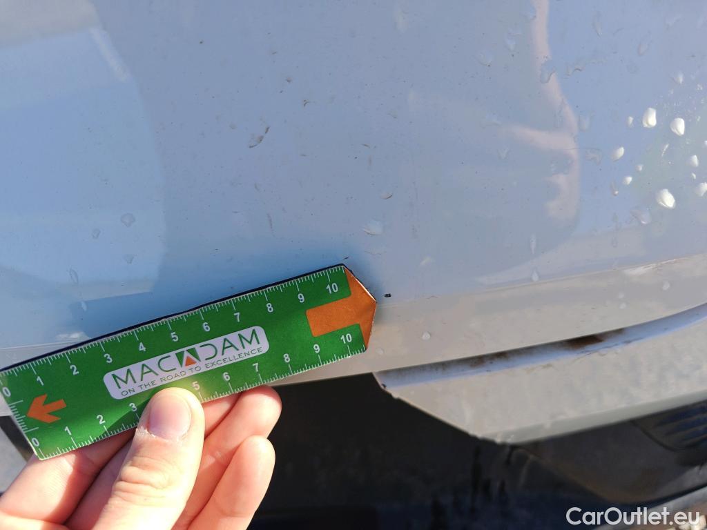  Renault  Captur RENAULT  / 2019 / 5P / todoterreno Intens TCe 90 (AC) #67