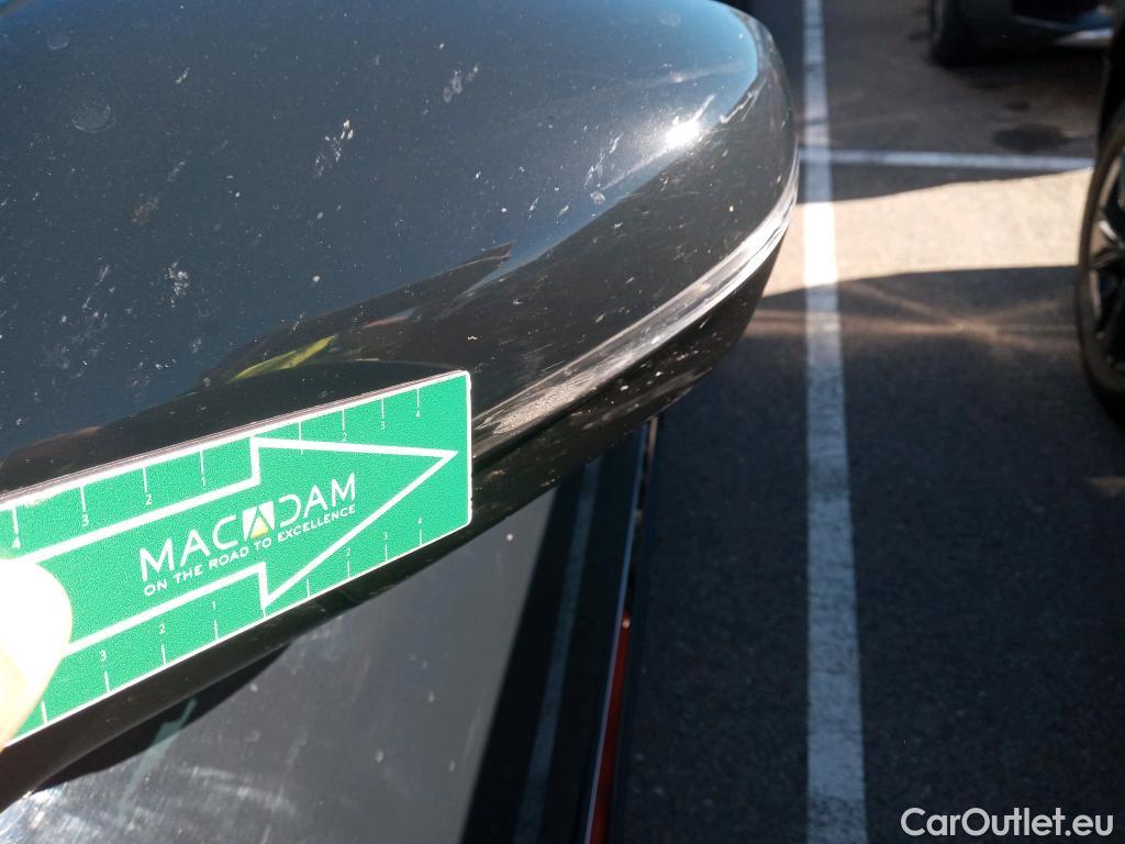  Peugeot  3008 PEUGEOT  / 2016 / 5P / todoterreno 1.5 BlueHDi 96kW (130CV) S&S Allure EAT8 #7