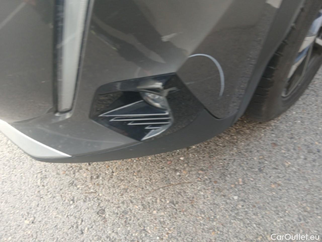  Peugeot  2008 PEUGEOT  / 2019 / 5P / todoterreno Allure Pack BlueHDI 81kW (110CV) (AC) #5