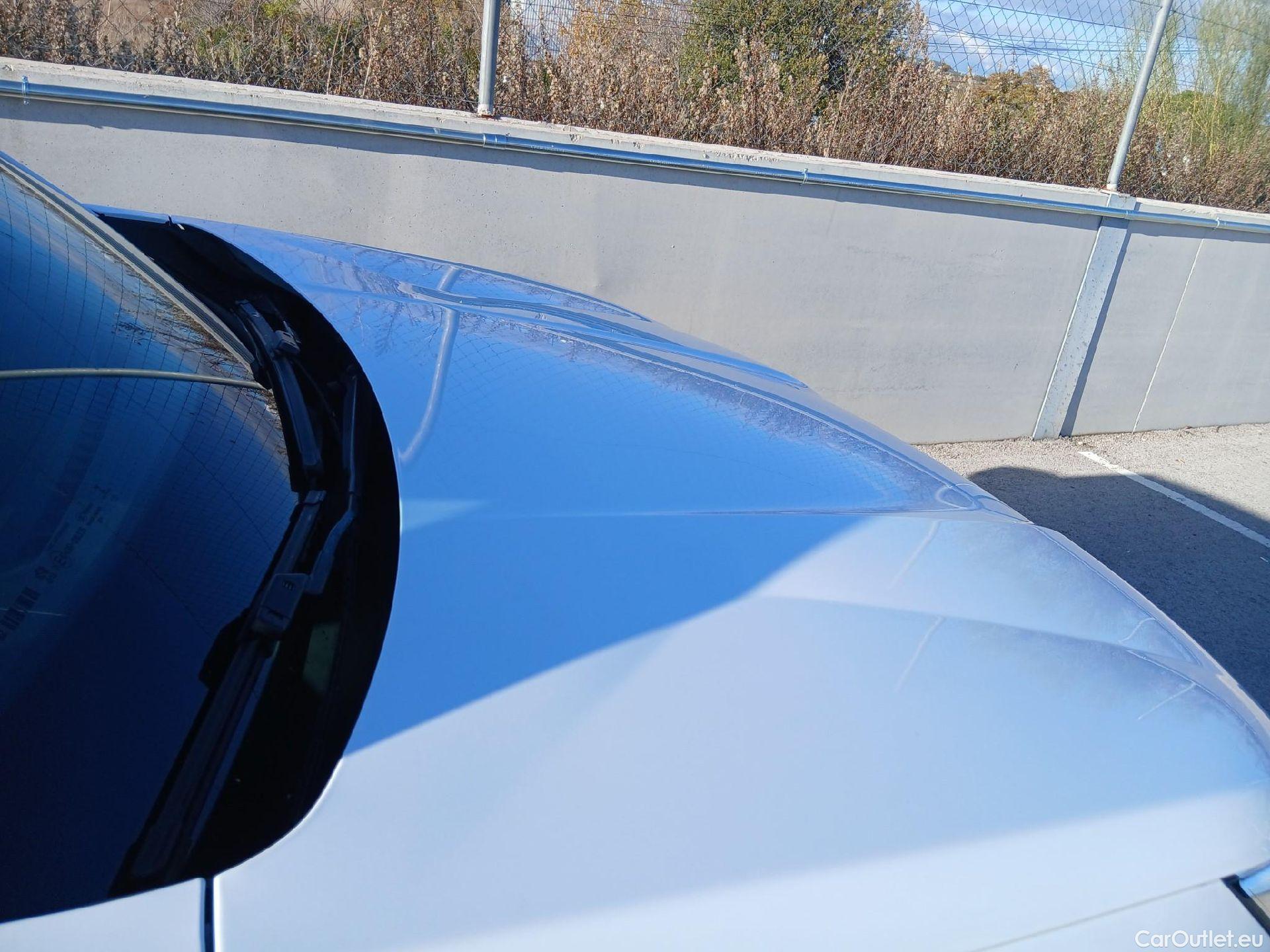  Peugeot  2008 PEUGEOT  / 2019 / 5P / todoterreno Active Pack BlueHDI 81kW (110CV) #23