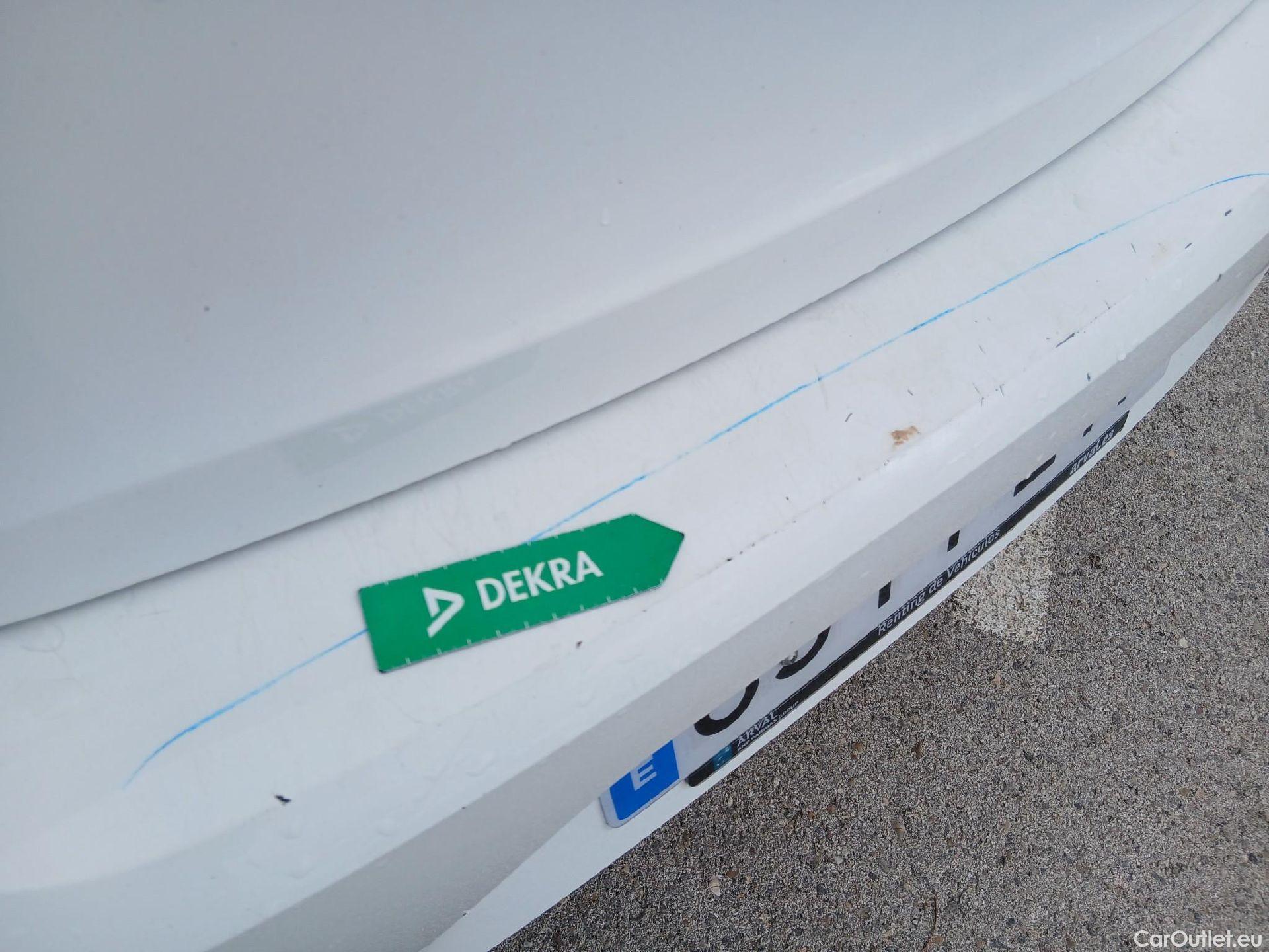  Opel  Corsa OPEL  / 2019 / 5P / berlina con portón 1.2T XHL 74kW (100CV) Edition (AC) #17