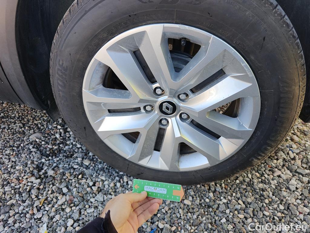  Renault  Captur RENAULT  / 2019 / 5P / todoterreno Intens TCe 90 (AC) #63