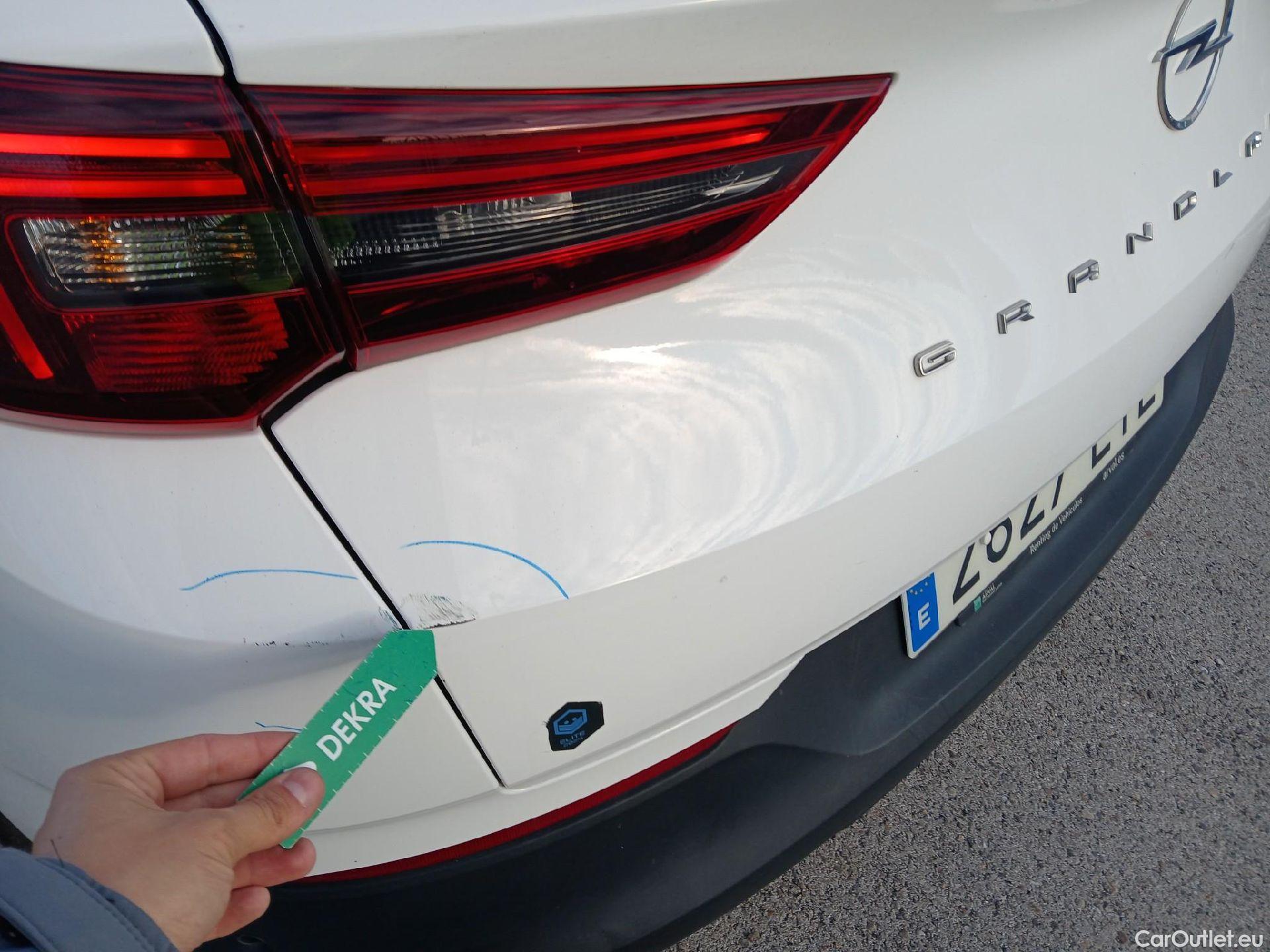  Opel   Grandland X OPEL Grandland / 2021 / 5P / todoterreno 1.5 CDTi Business Edition Auto #25