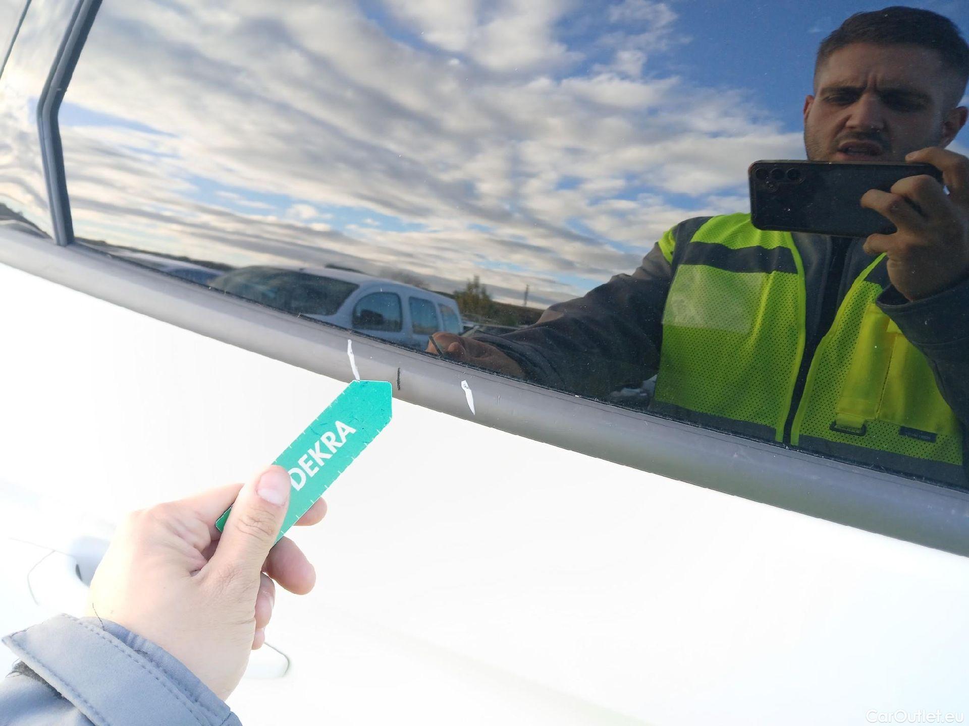  Opel   Grandland X OPEL Grandland / 2021 / 5P / todoterreno 1.5 CDTi Business Edition Auto #28