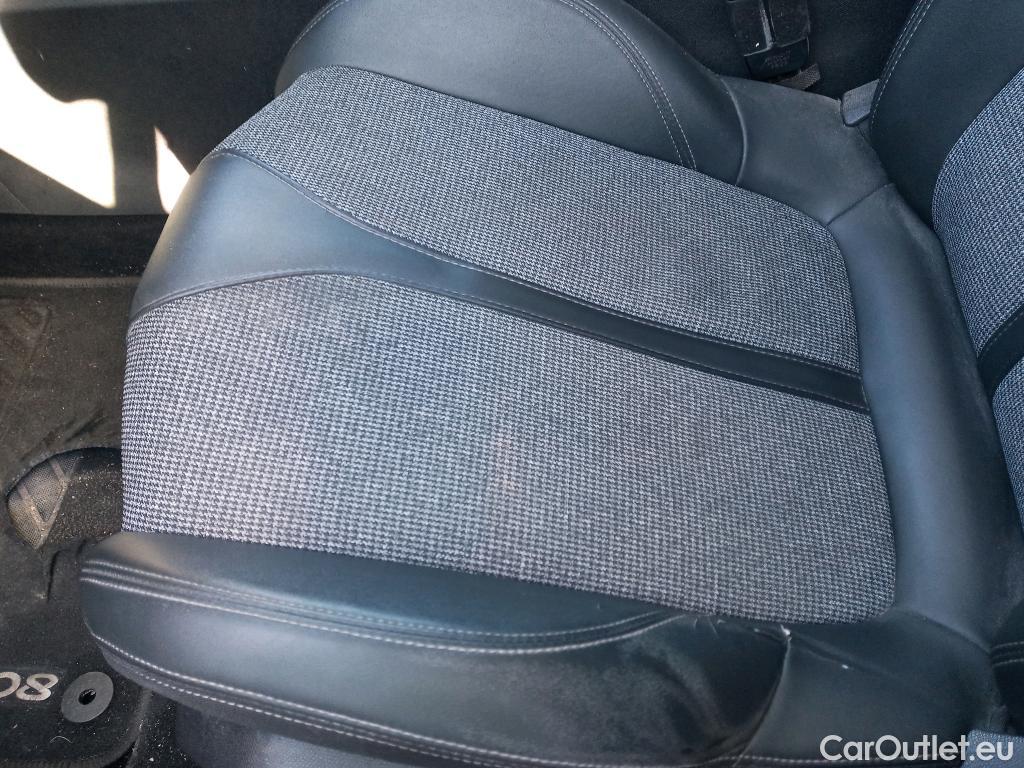  Peugeot  3008 PEUGEOT  / 2016 / 5P / todoterreno 1.5 BlueHDi 96kW (130CV) S&S Allure EAT8 #15